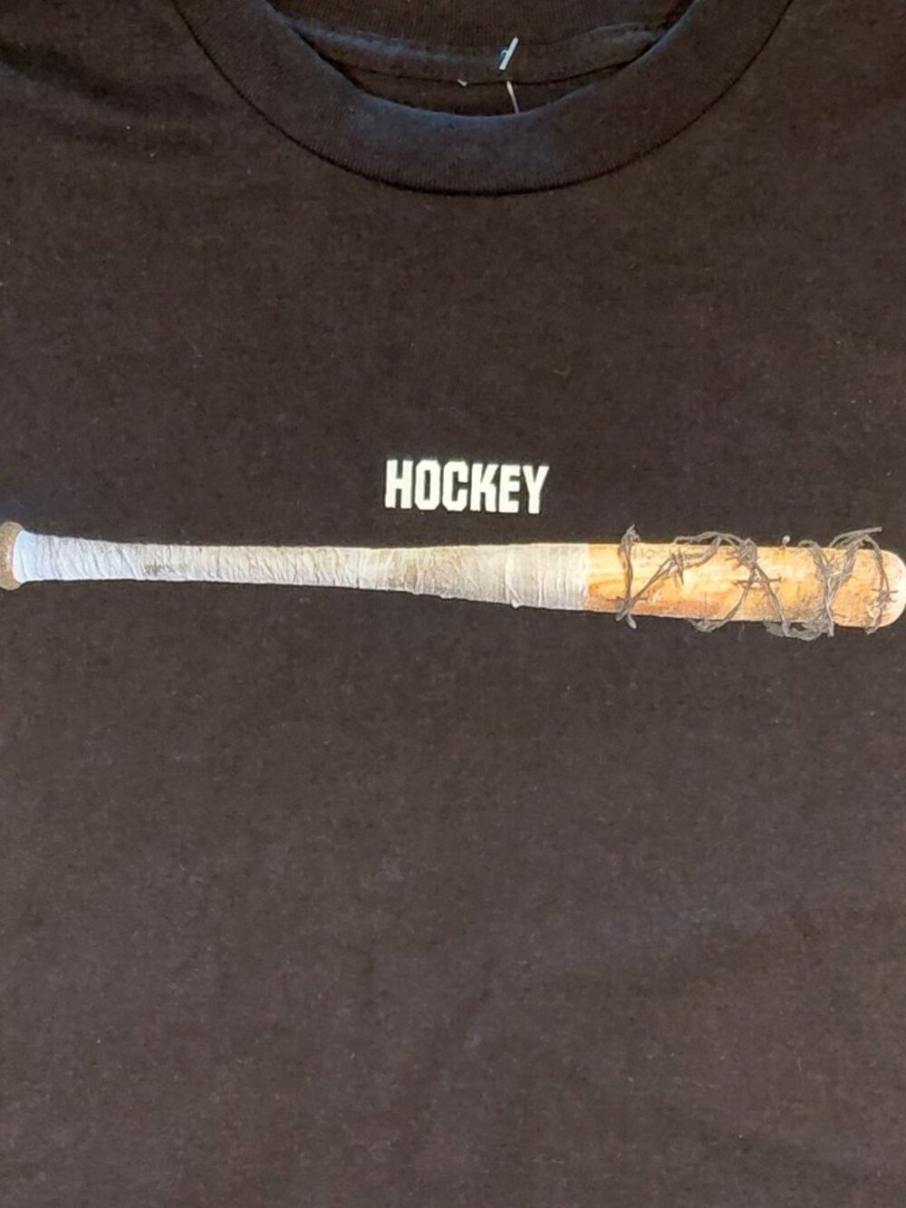 Hockey Skateboards "steroids" barbwire bat mens graphic tee Black Medium NWT